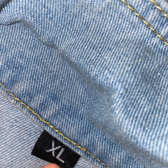 Blue ripped jean jacket - Picture 2 of 3